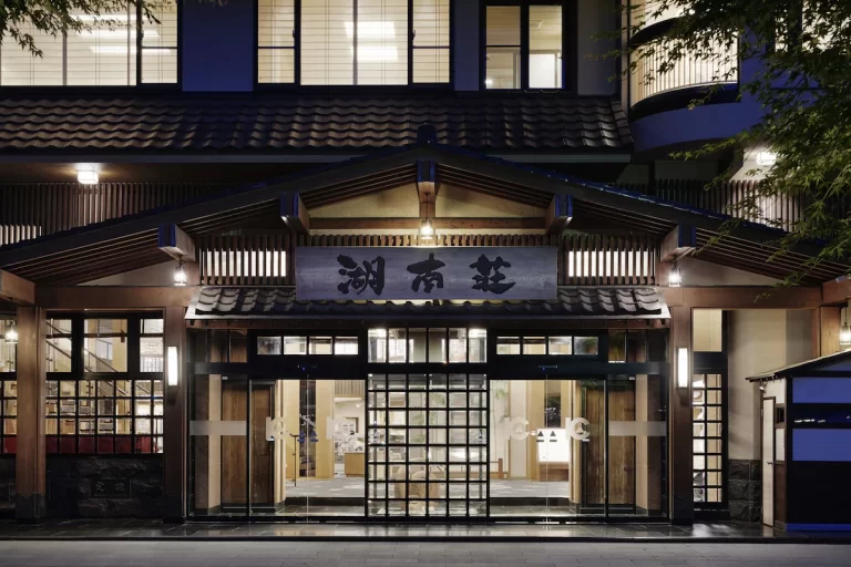 Louis Vuitton Japan: The Ultimate Destination for Luxury Shopping